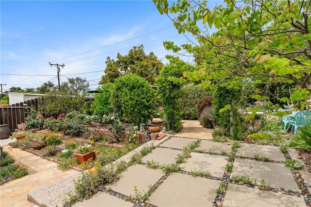 1981 Sinaloa Ave, Altadena, CA 91001 - view of yard with a patio