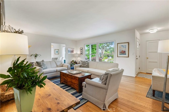 1981 Sinaloa Ave, Altadena, CA 91001 - living room featuring light wood-style flooring and baseboards