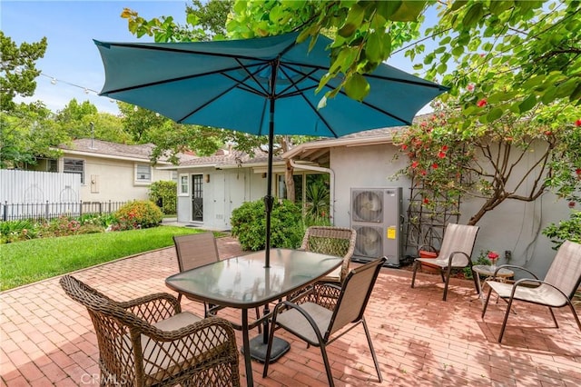 1981 Sinaloa Ave, Altadena, CA 91001 - view of patio / terrace with outdoor dining space
