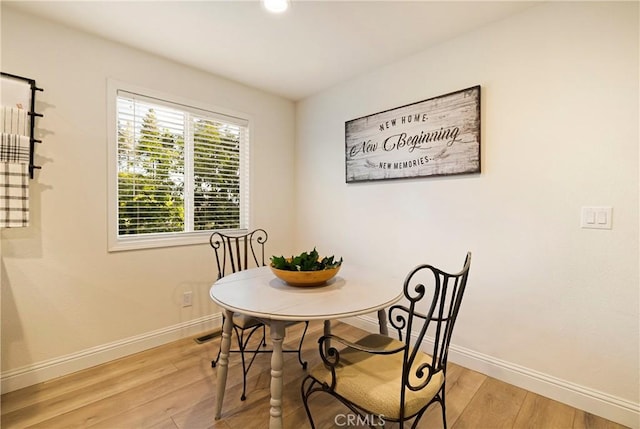 1612 San Jose Ln, Paradise, CA 95969 - dining area with baseboards, light wood finished floors, and recessed lighting