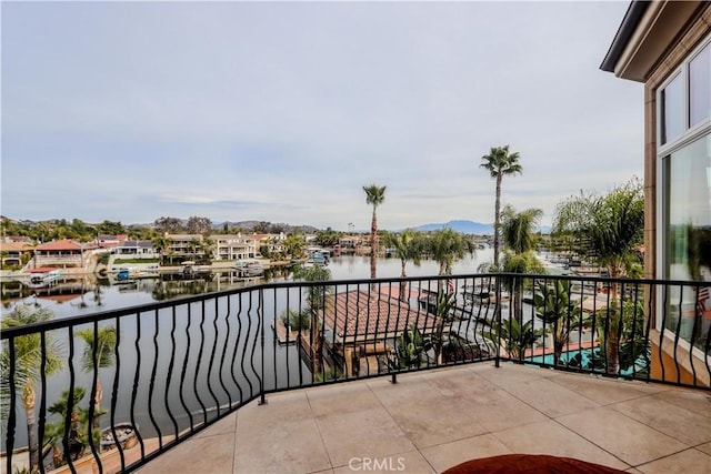 23180 Gray Fox Dr, Canyon Lake, CA 92587 - balcony featuring a water view