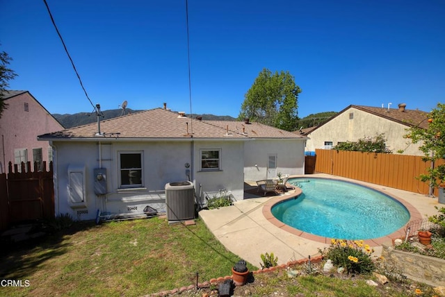 3749 Fairesta St, La Crescenta, CA 91214 - view of swimming pool with central AC unit and a patio