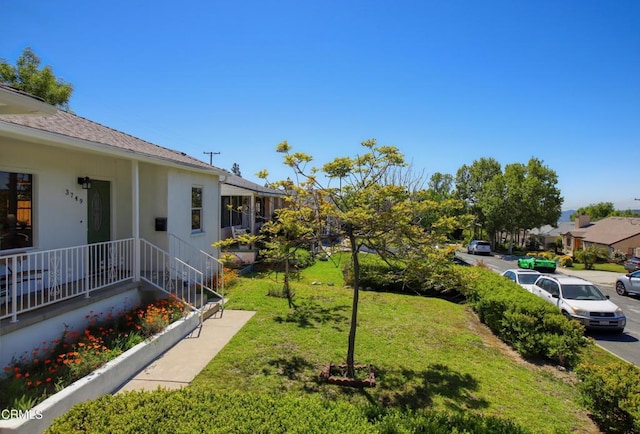 3749 Fairesta St, La Crescenta, CA 91214 - view of green lawn