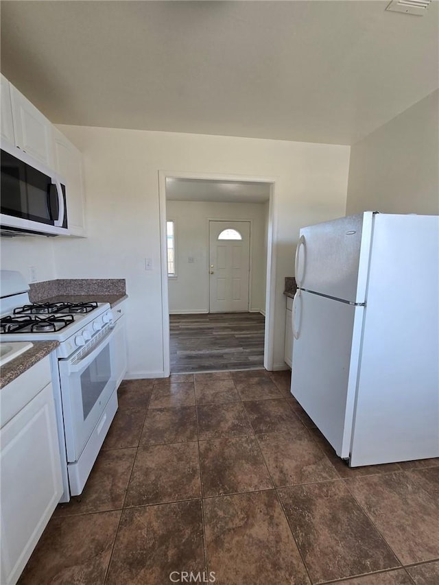 6688 Yucca Ave Unit 29, Palms, CA 92277 - photo 7