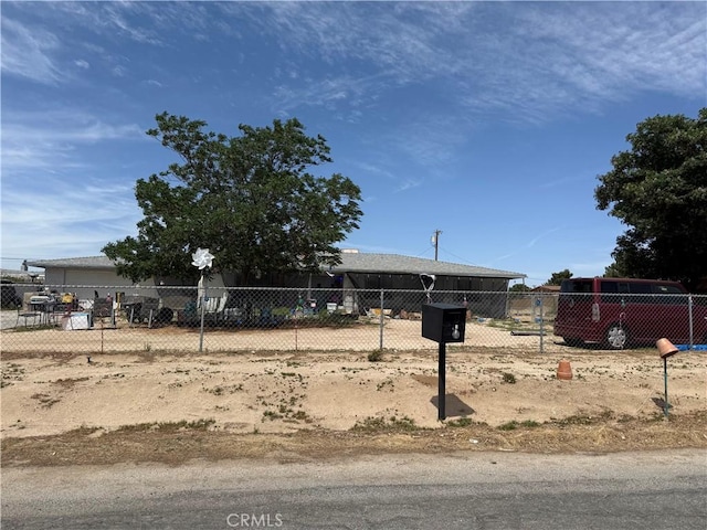 15128 Mendota Rd, Apple Valley, CA 92307 - view of manufactured / mobile home
