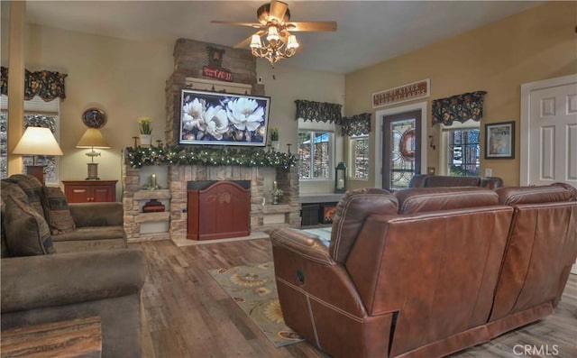 949 Inspiration Dr, Lake Arrowhead, CA 92352 - photo 12