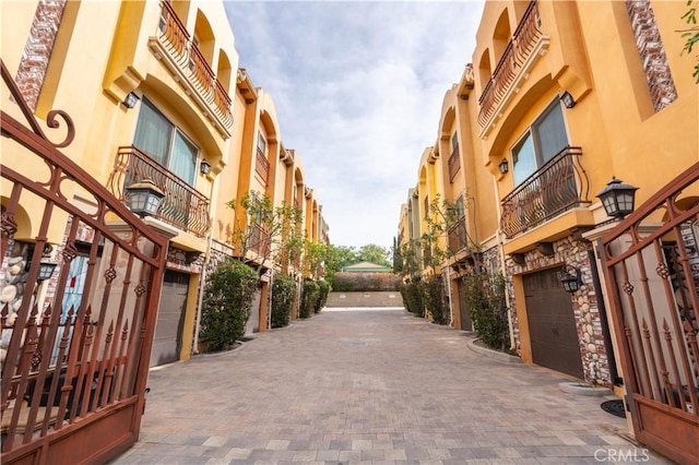 10148 Fernglen Ave Unit 2, Tujunga, CA 91042 - view of road