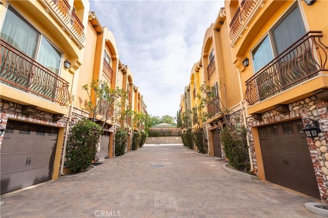 10148 Fernglen Ave Unit 2, Tujunga, CA 91042 - view of road