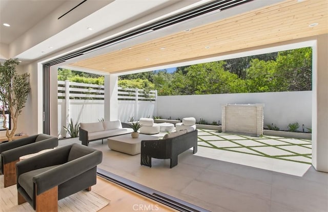 5772 Sierra Casa Rd, Irvine, CA 92603 - lobby with recessed lighting