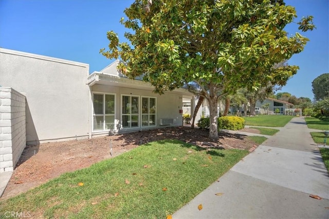 2049 Via Mariposa Unit E, Laguna Woods, CA 92637 - view of green lawn