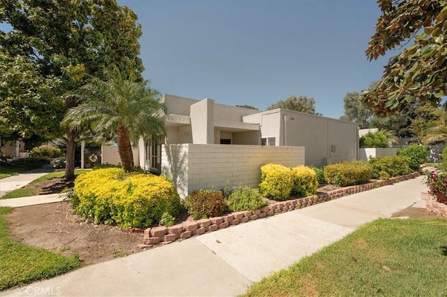 2049 Via Mariposa Unit E, Laguna Woods, CA 92637 - community sign with fence