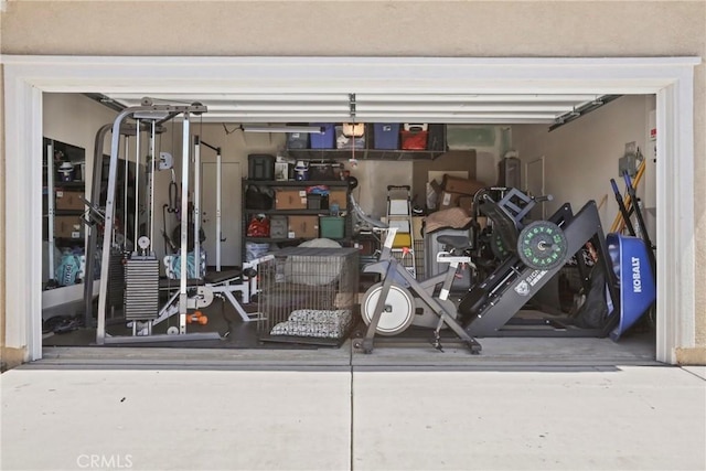30527 Expedition Dr, Winchester, CA 92596 - view of garage