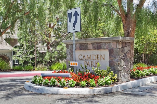 31 Tulare, Aliso Viejo, CA 92656 - view of community sign