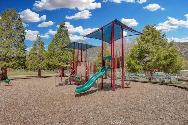 1517 Woodland Dr, Pine Mountain Club, CA 93222 - view of community play area