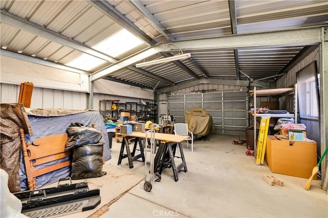 7599 Joshua Ln, Yucca Valley, CA 92284 - view of garage