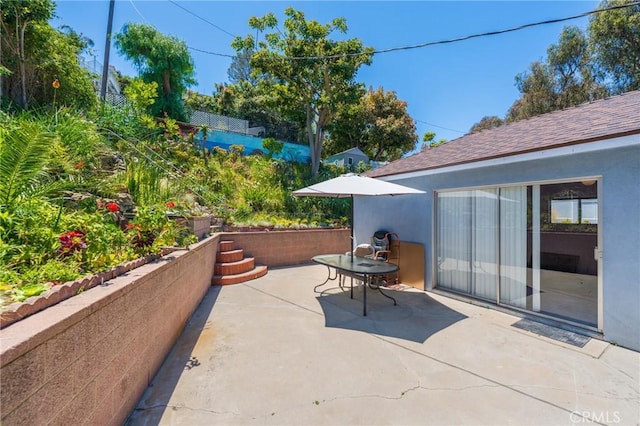 3784 Newton St, Torrance, CA 90505 - view of patio / terrace with outdoor dining space