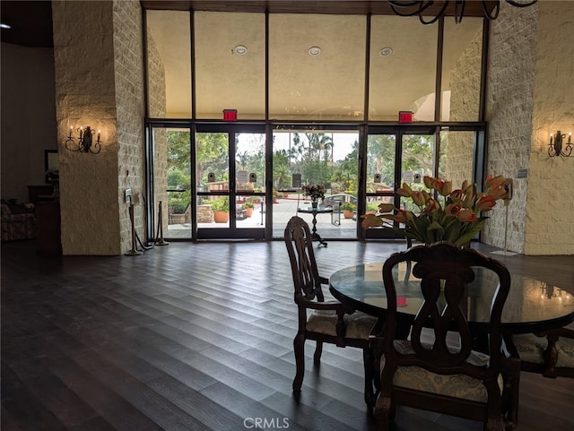 24055 Paseo Del Lago Unit 963, Laguna Woods, CA 92637 - building lobby featuring floor to ceiling windows and a high ceiling