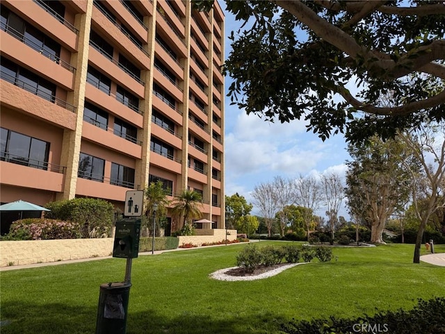 24055 Paseo Del Lago Unit 963, Laguna Woods, CA 92637 - view of apartment building / complex