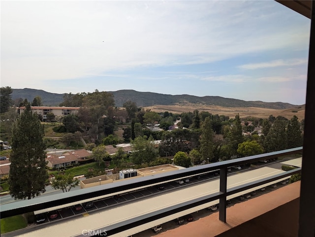 24055 Paseo Del Lago Unit 963, Laguna Woods, CA 92637 - view of mountain background