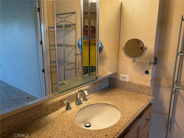24055 Paseo Del Lago Unit 963, Laguna Woods, CA 92637 - bathroom with vanity