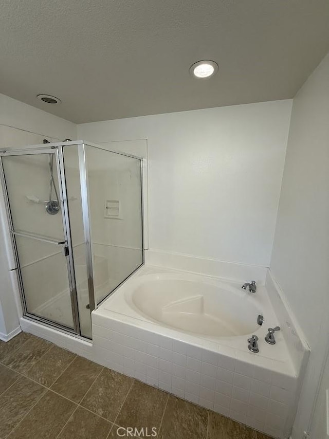 16722 Nicklaus Dr Unit 47, Rancho Cascades, CA 91342 - bathroom featuring a stall shower, a bath, and recessed lighting