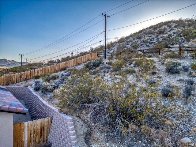 8244 Balsa Ave, Yucca Valley, CA 92284 - view of yard with a mountain view