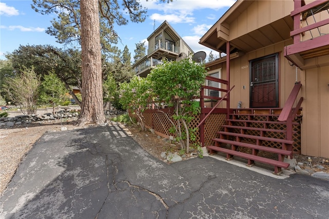 5203 Desert View Dr, Wrightwood, CA 92397 - view of side of property