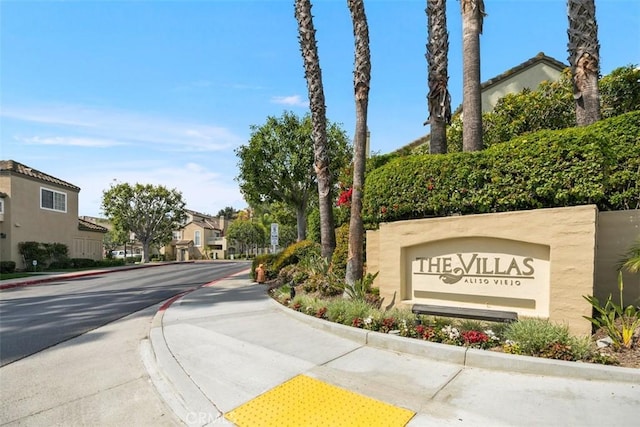 81 Cloudcrest, Aliso Viejo, CA 92656 - community sign with a residential view