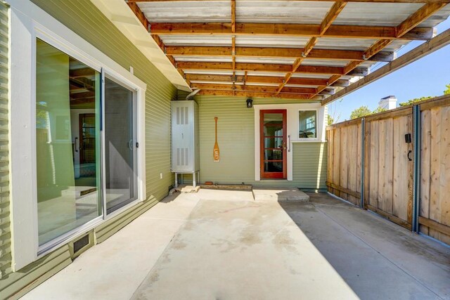 487678 34th St, San Diego, CA 92116 - view of patio / terrace