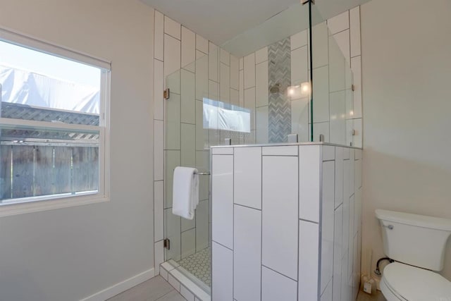 487678 34th St, San Diego, CA 92116 - full bath featuring a shower stall and toilet