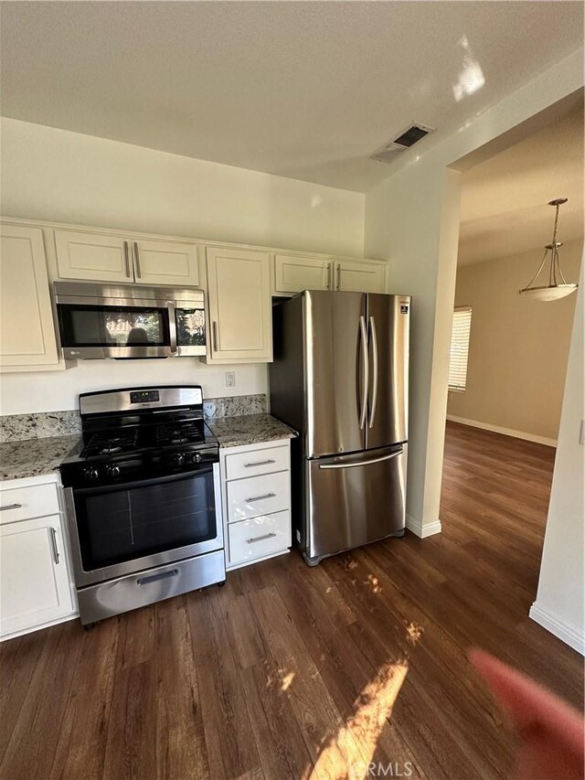 19014 Primrose Ln, Apple Valley, CA 92308 - photo 7