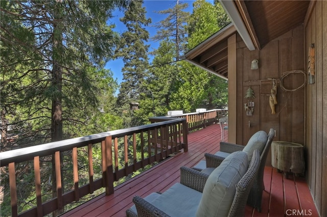 1027 Nesthorn Dr, Crestline, CA 92325 - view of deck