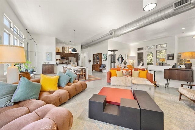 253 N Bush St, Santa Ana, CA 92701 - view of living room