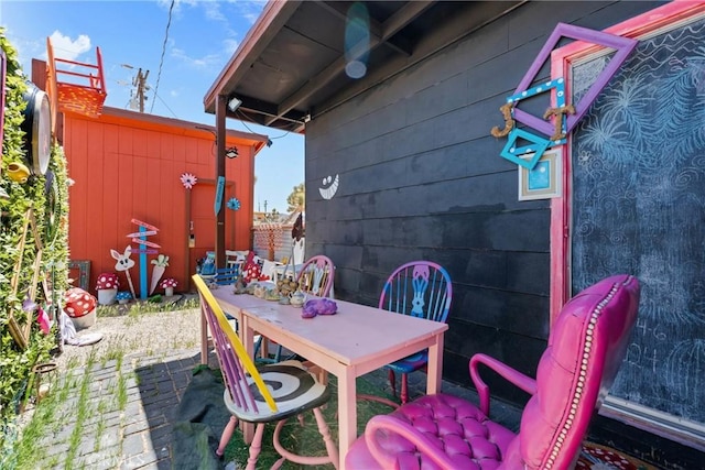 59101 Joshua Dr, Yucca Valley, CA 92284 - view of patio / terrace with outdoor dining area