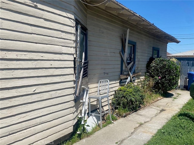 view of side of property