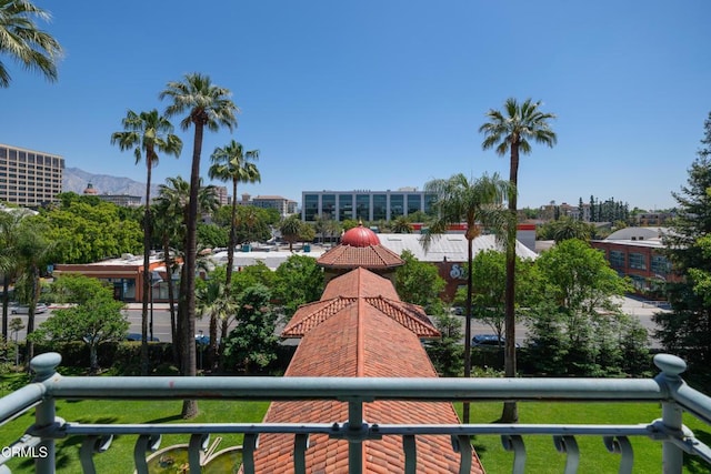 99 S Raymond Ave Unit 409, Pasadena, CA 91105 - balcony with a mountain view
