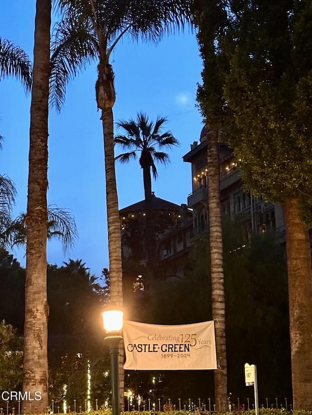 99 S Raymond Ave Unit 409, Pasadena, CA 91105 - view of community / neighborhood sign