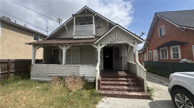 1515 E Martin Luther King Jr Blvd, Los Angeles, CA 90011 - view of front of property featuring covered porch