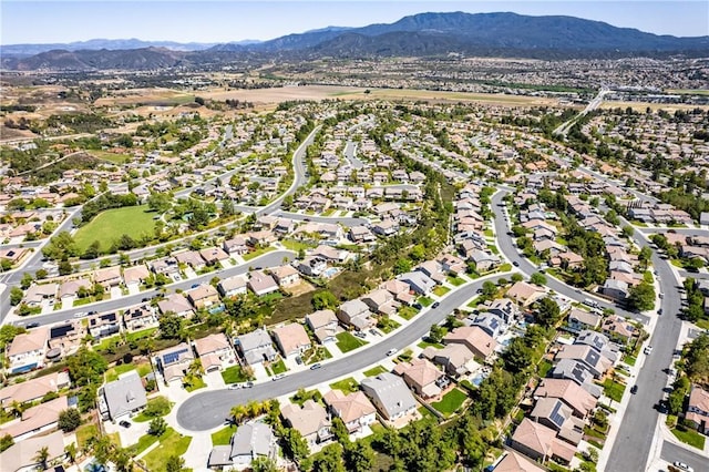 42631 Hussar Ct, Temecula, CA 92592 - aerial overview of property's location featuring mountains and nearby suburban area