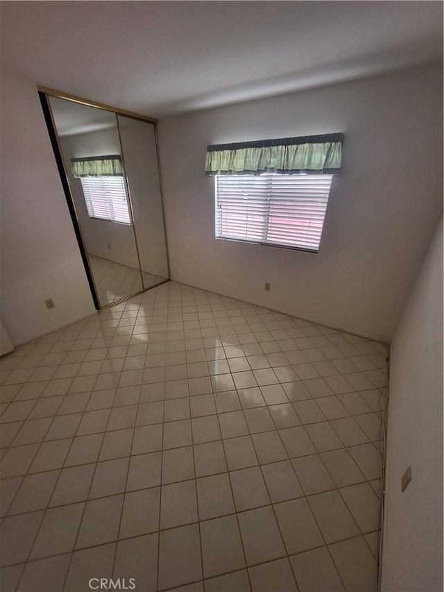 40132 Zamura Ct, Murrieta, CA 92562 - empty room with light tile patterned flooring