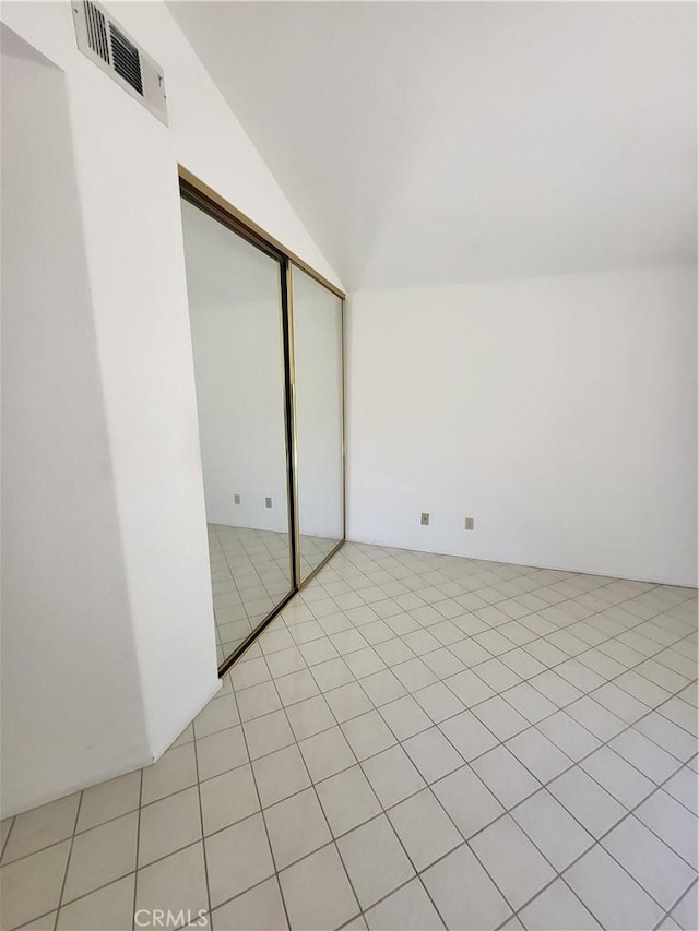 40132 Zamura Ct, Murrieta, CA 92562 - additional living space with lofted ceiling