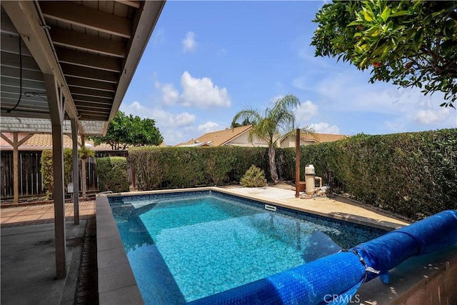 29331 Mawr Ct, Menifee, CA 92586 - view of pool featuring a fenced backyard