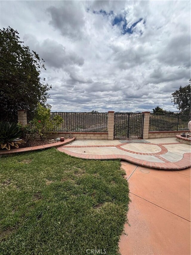 17092 Whispering Brook Way, Riverside, CA 92503 - view of yard