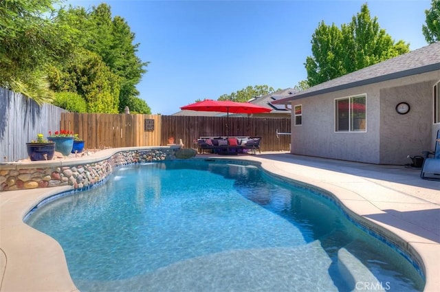324 Crater Lake Dr, Chico, CA 95973 - view of pool with a patio area and a fenced backyard