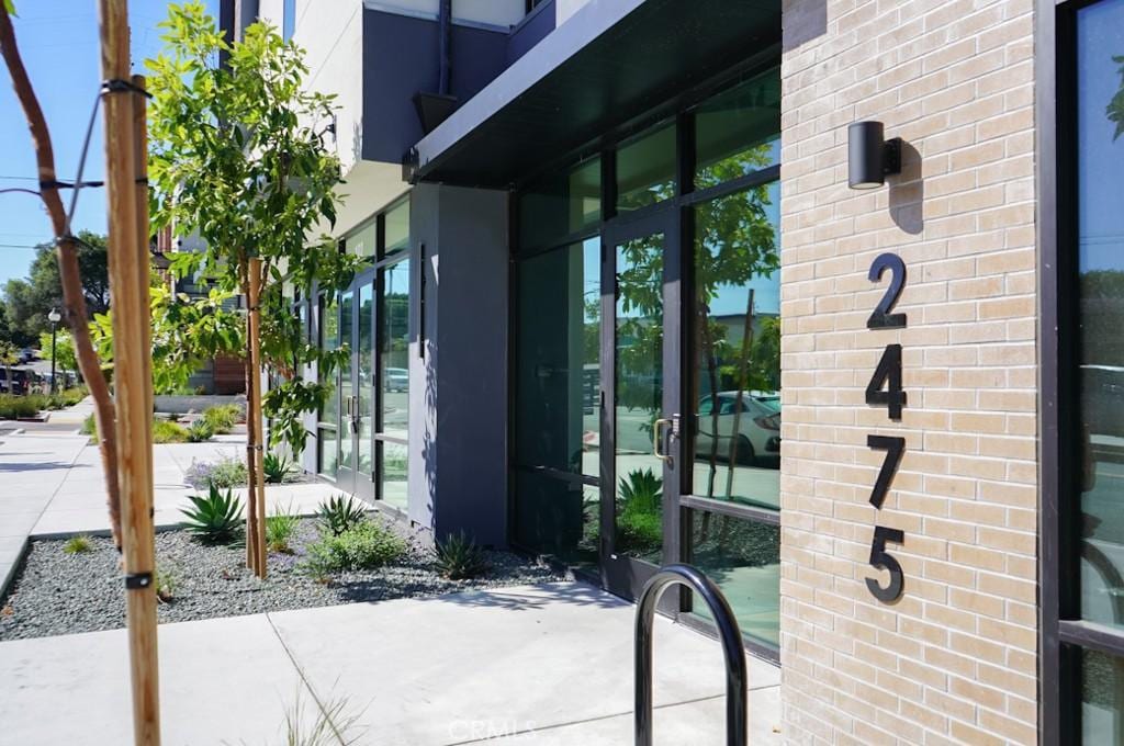 2475 Victoria Ave Unit 201, San Luis Obispo, CA 93401 - property entrance featuring brick siding