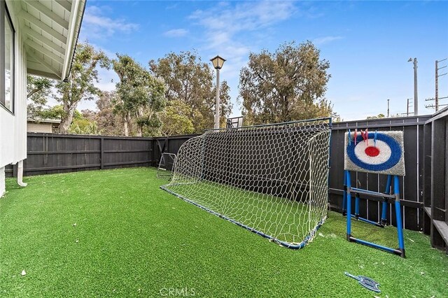 5681 E Colorado St, Long Beach, CA 90814 - view of yard with fence