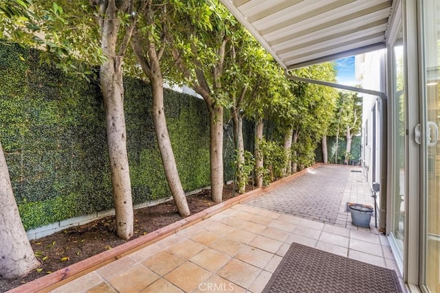 9315 Woodman Ave Unit 8, Arleta, CA 91331 - view of patio