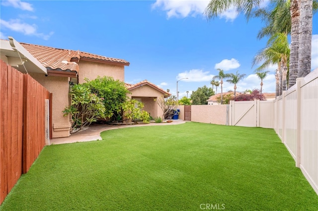 11149 Liverpool Ln, Riverside, CA 92503 - view of yard with a gate