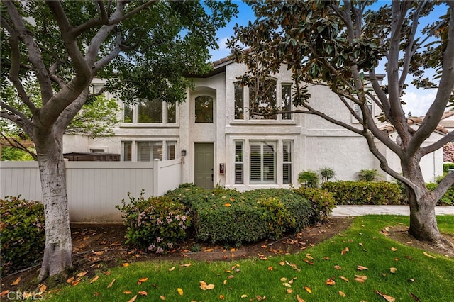 2130 Almeria St Unit 101, Corona, CA 92879 - view of front of property with stucco siding and fence