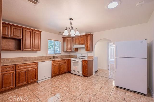 12555 Correnti St, Pacoima, CA 91331 - photo 24
